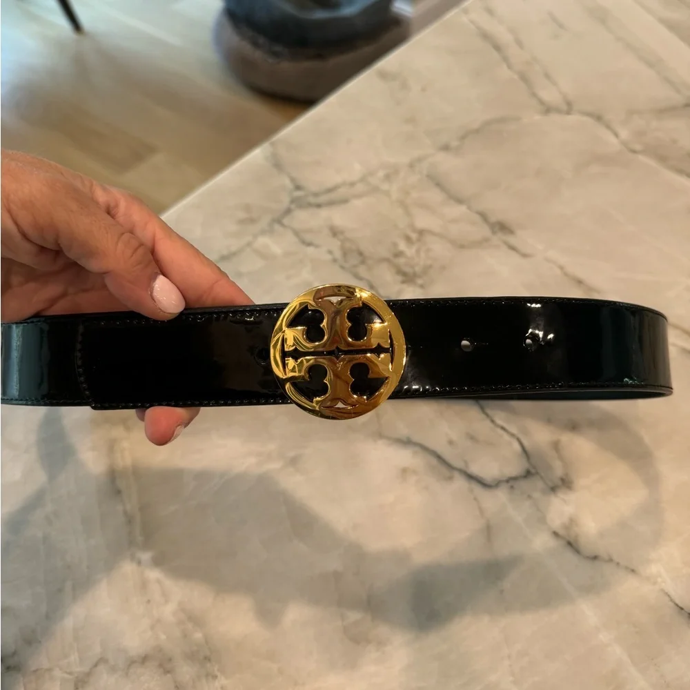 Black and Gold Tory Burch Belt - Picture 2 of 5